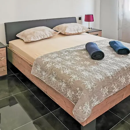 Prova 1 By Interhome Villa *