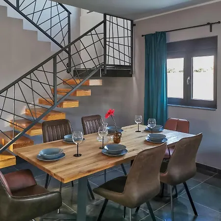 Prova 1 By Interhome Villa